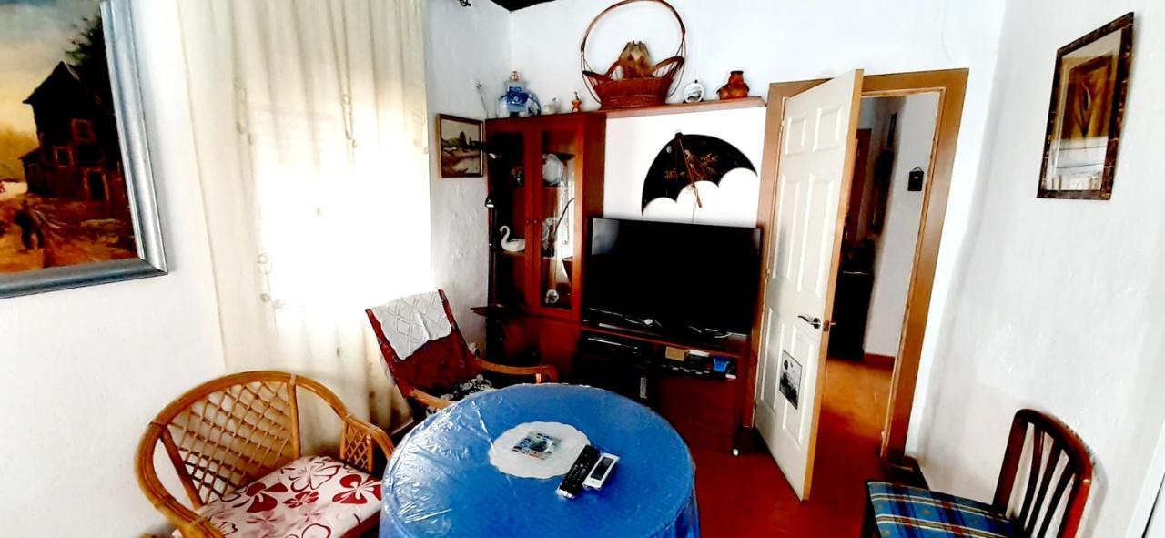 Charming House In Illar With Mountain View And Balcony Villa Eksteriør bilde