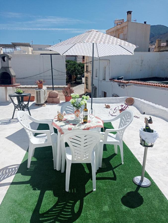 Charming House In Illar With Mountain View And Balcony Villa Eksteriør bilde
