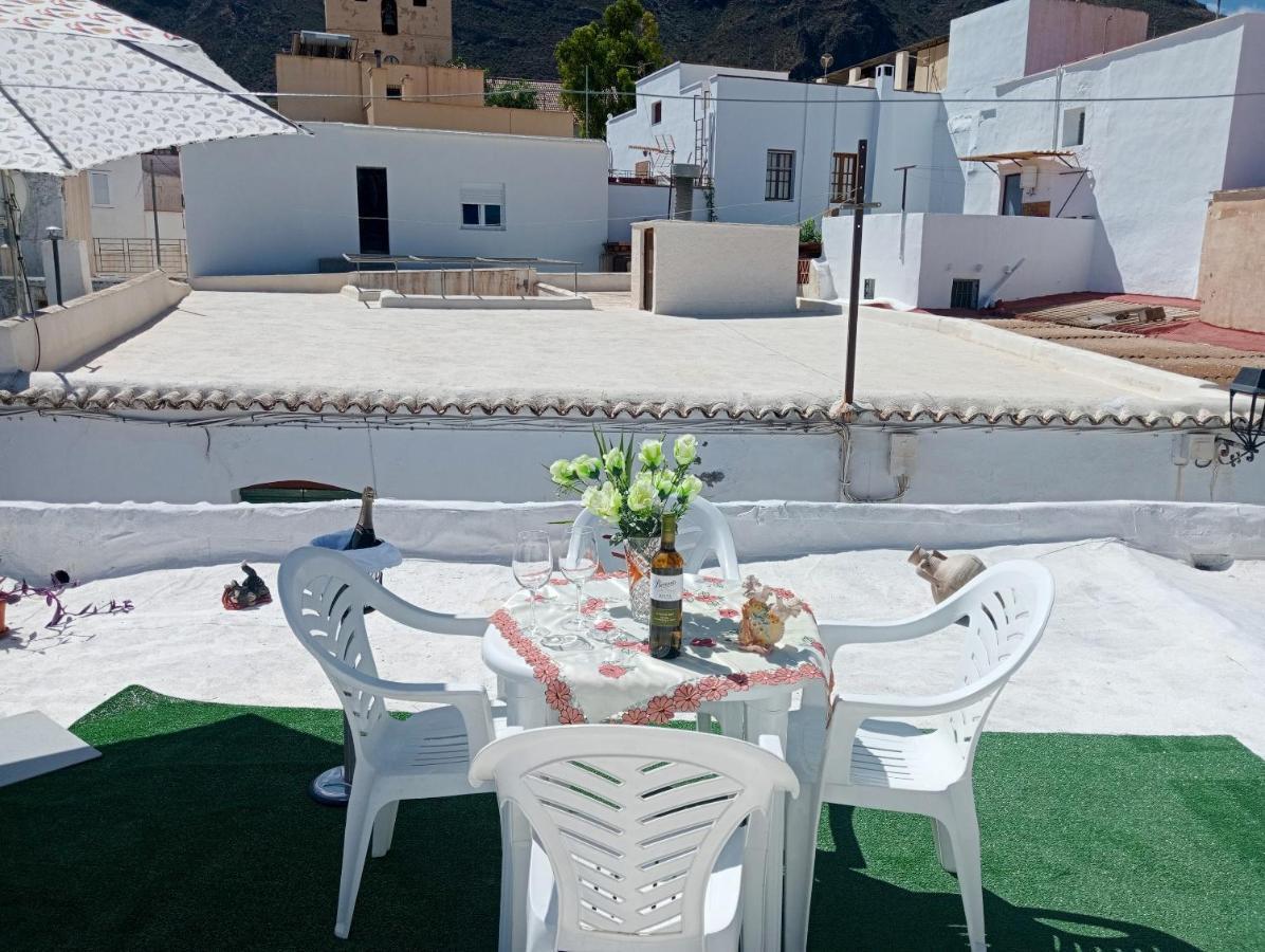 Charming House In Illar With Mountain View And Balcony Villa Eksteriør bilde