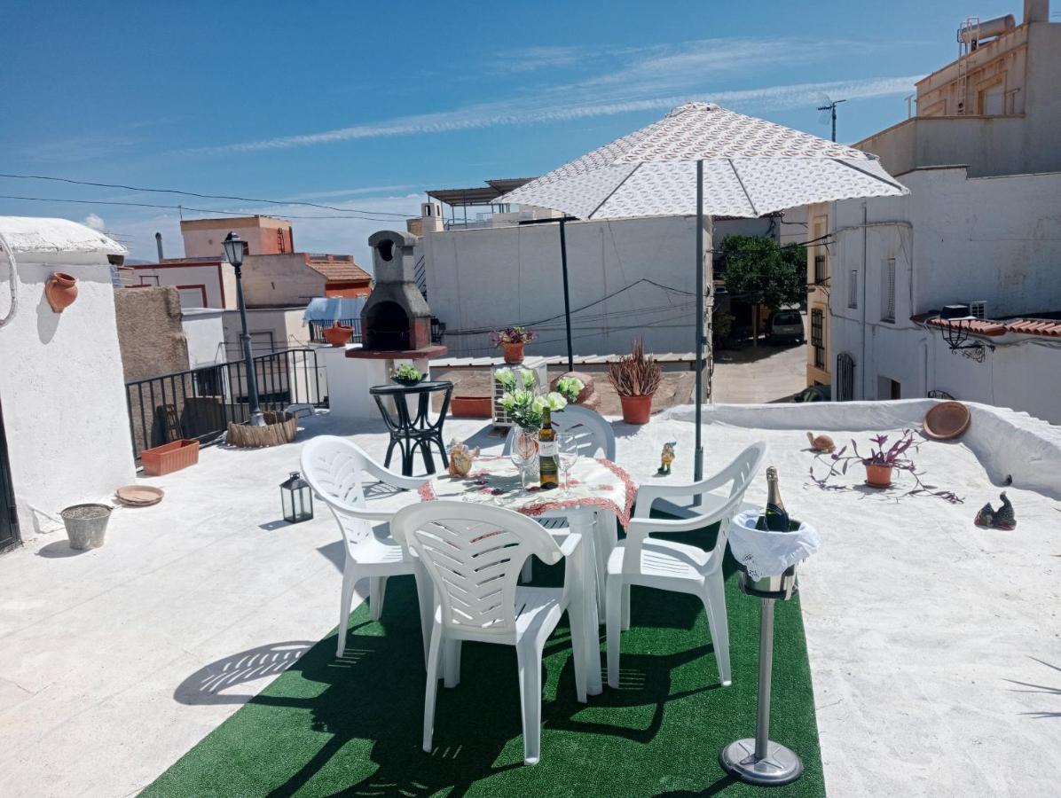 Charming House In Illar With Mountain View And Balcony Villa Eksteriør bilde