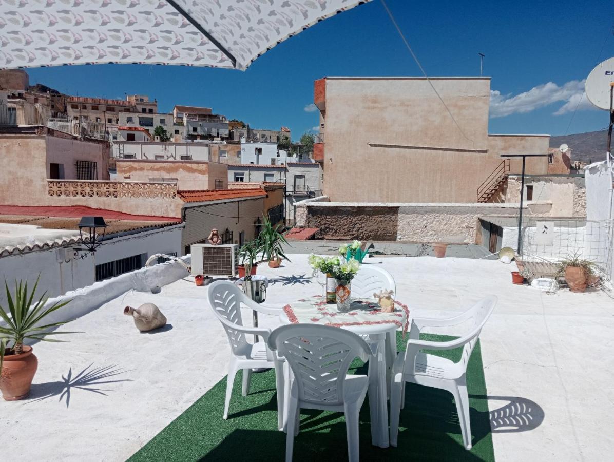 Charming House In Illar With Mountain View And Balcony Villa Eksteriør bilde