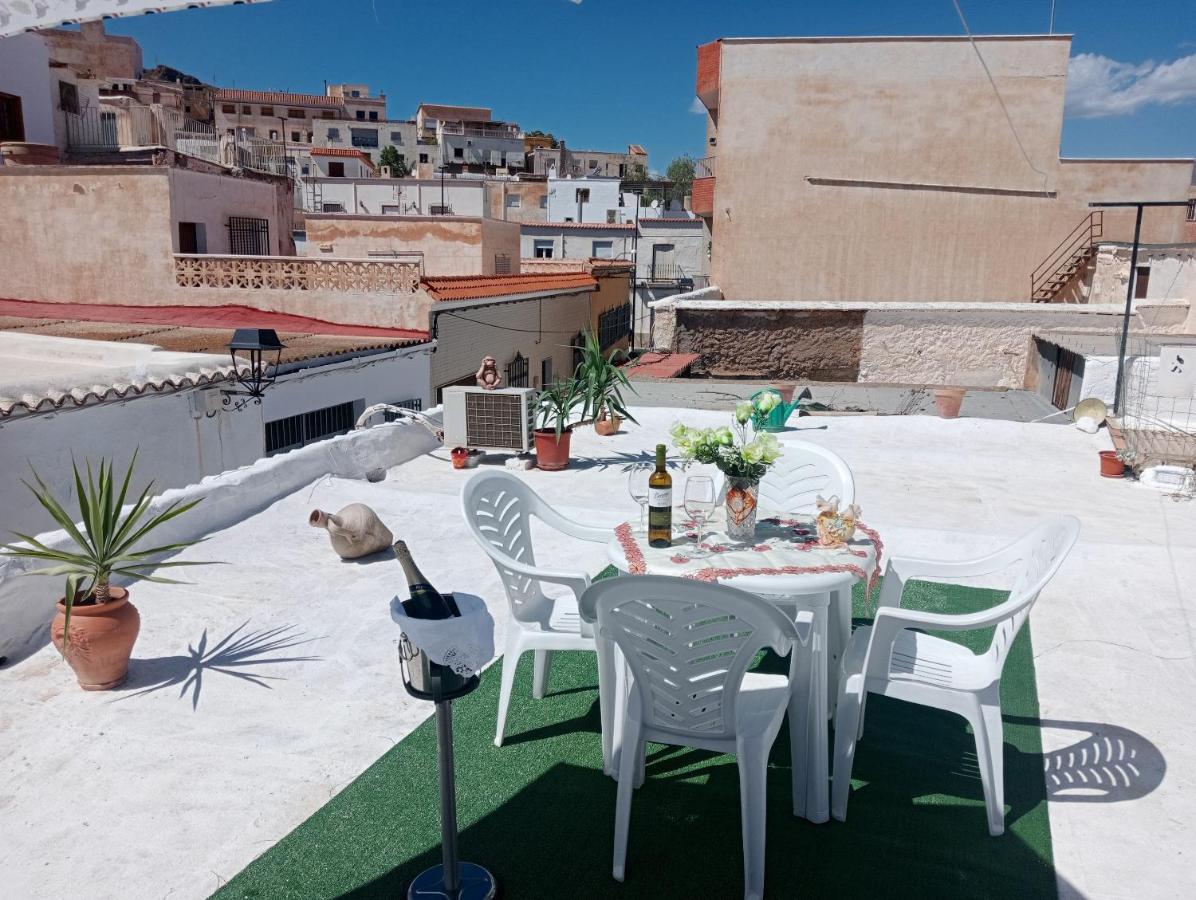 Charming House In Illar With Mountain View And Balcony Villa Eksteriør bilde
