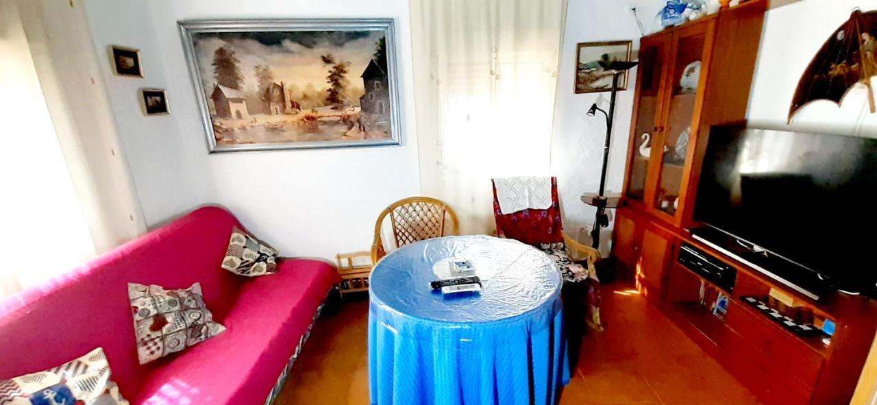 Charming House In Illar With Mountain View And Balcony Villa Eksteriør bilde