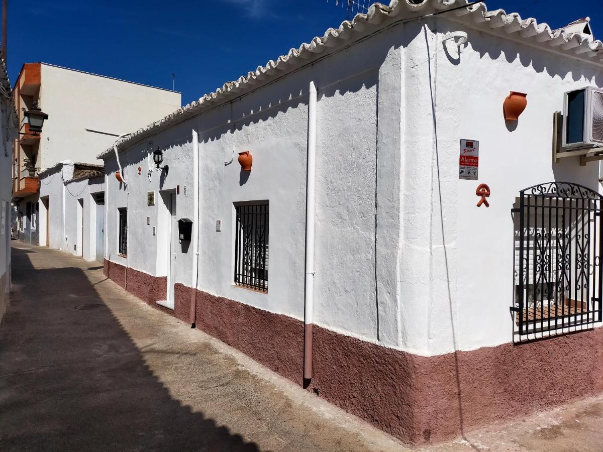 Charming House In Illar With Mountain View And Balcony Villa Eksteriør bilde